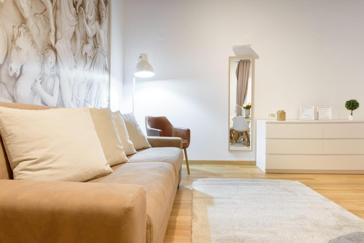 Navona Love Apartment Rzym Zewnętrze zdjęcie